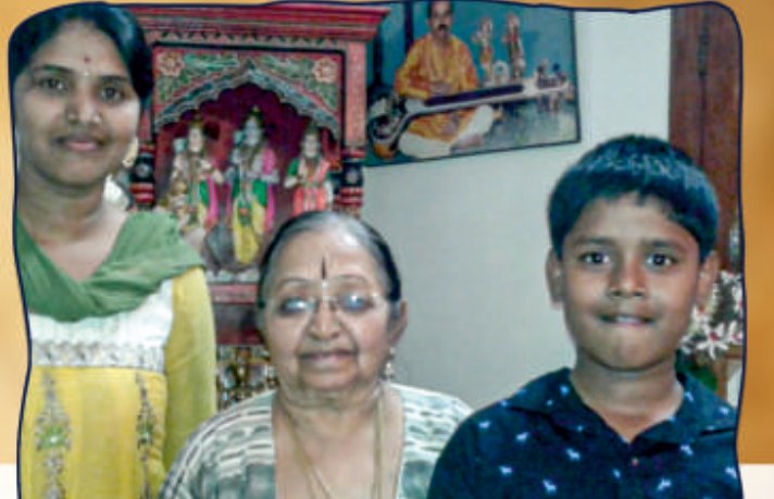 Dr. Pavithra with her Hindustani guru, Vidhushi Dr. Shyamala G Bhave