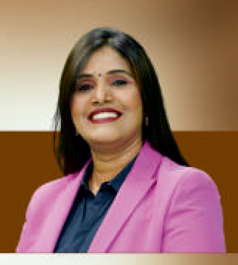 Dr. Pavithra